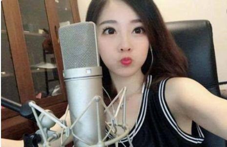 裴娜直播回放爆料视频,独家爆料背后的惊人真相  第1张