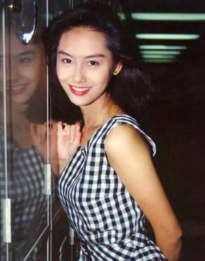 朱茵网友爆料事件视频播放,事件真相揭秘